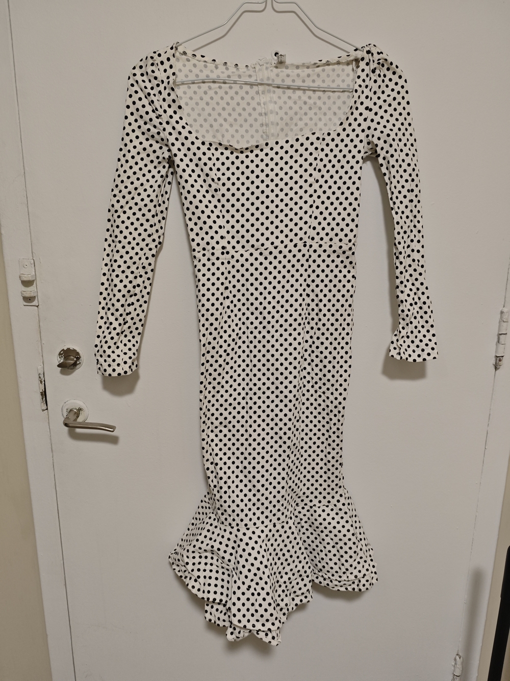 Vintage Classical Polka Dot Ruffle Hem Dress with square neckline